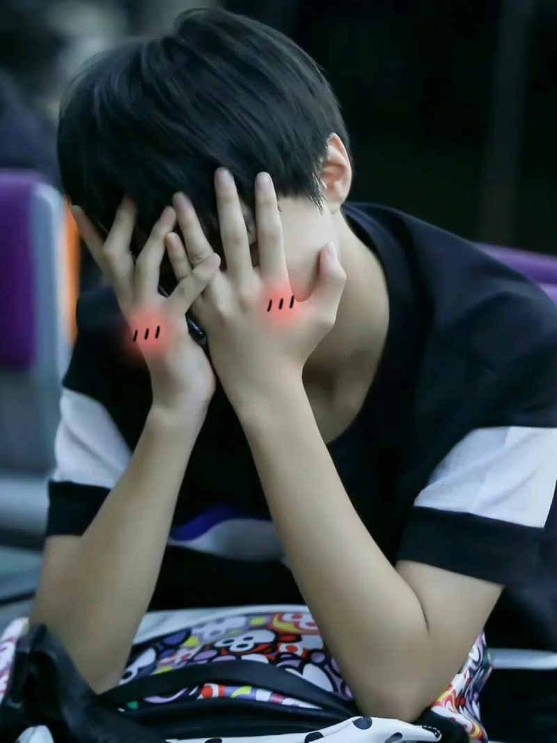 ảnh trai đẹp Trung Quốc che mặt 28