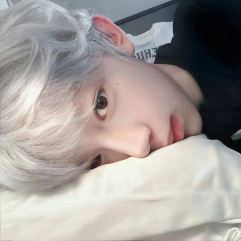 ảnh trai đẹp Trung Quốc che mặt 32