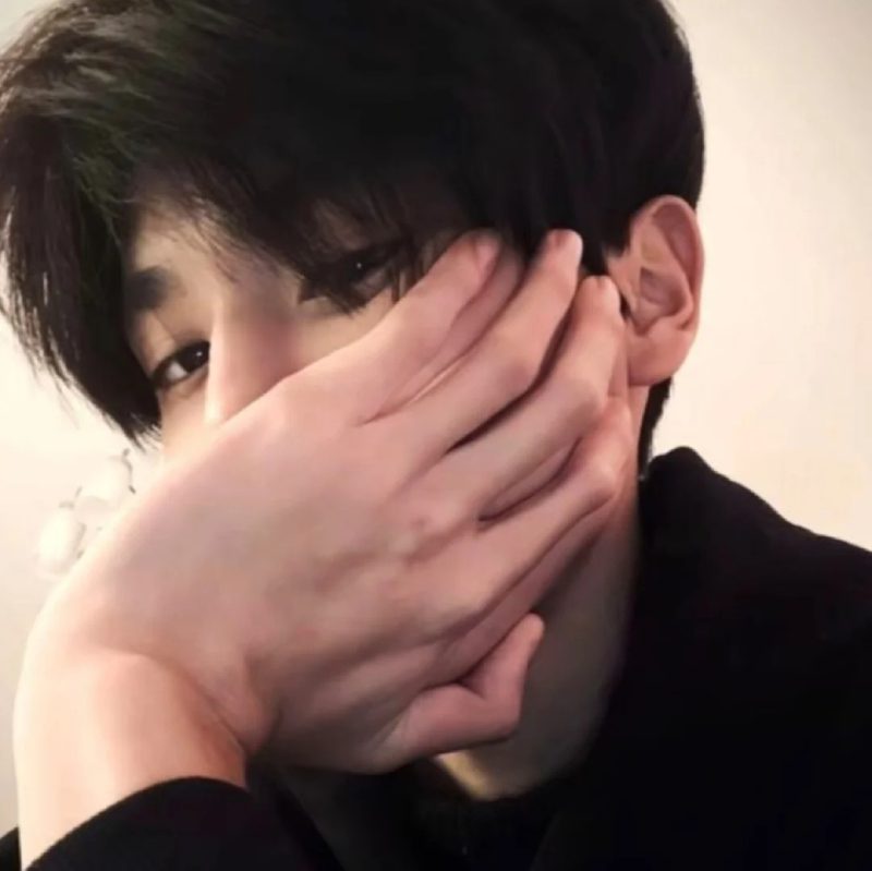 ảnh trai trung che mặt 36