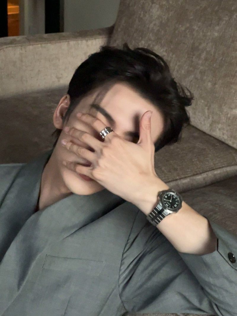 ảnh trai trung che mặt 6