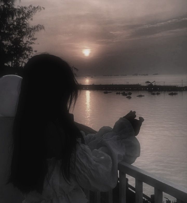 ảnh Avatar buồn nữ 6