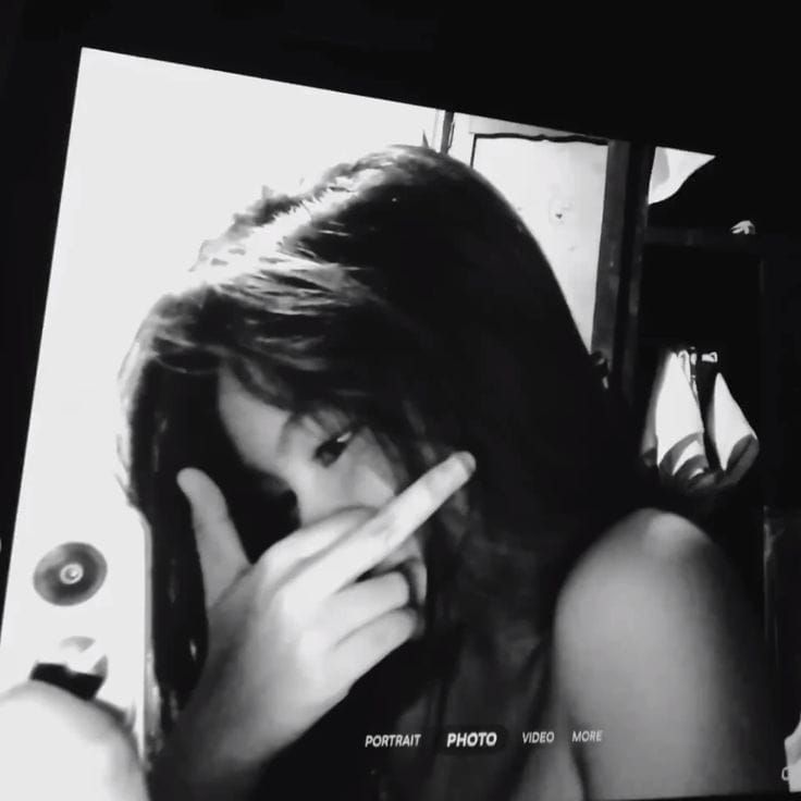 ảnh Avatar buồn nữ 11