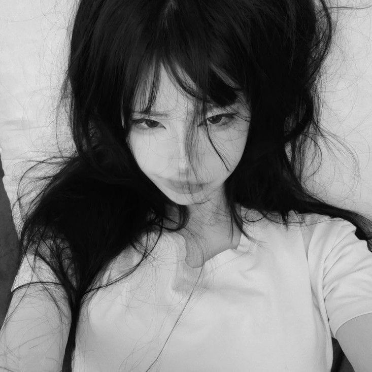 Avatar Nữ Ngầu Cá Tính 2