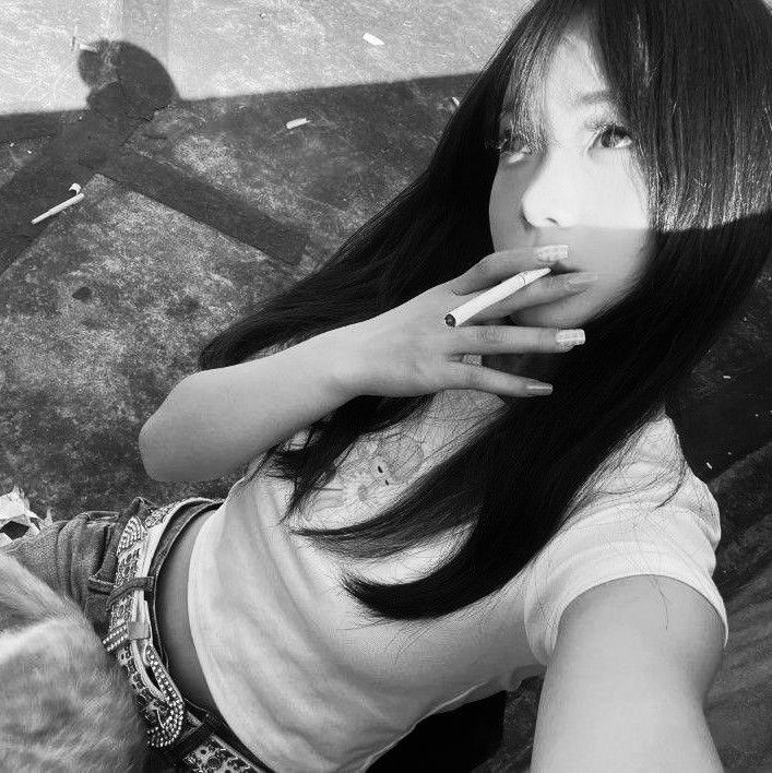 Avatar Nữ Ngầu 6