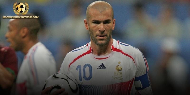 Bóng đá đường phố giúp Zinedine Zidane khẳng định bản thân