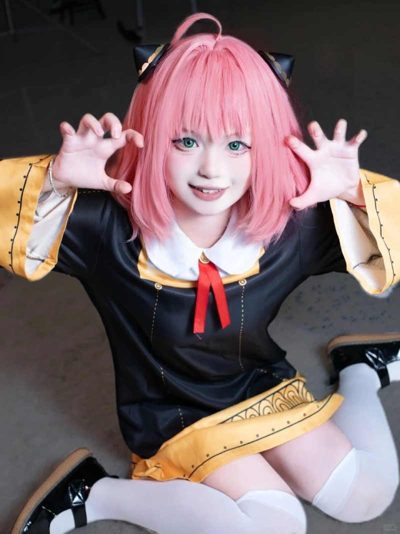 cosplay anime Anya 15