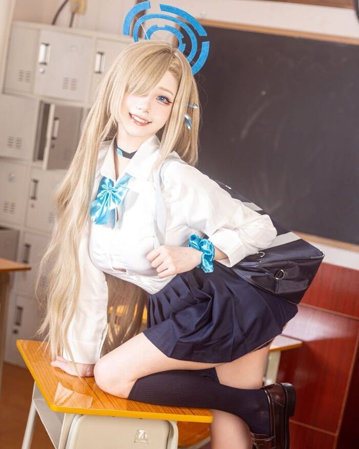 cosplay học sinh 20