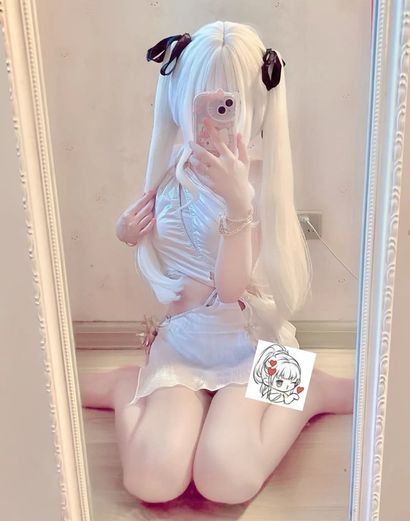 ảnh cosplay loli 32