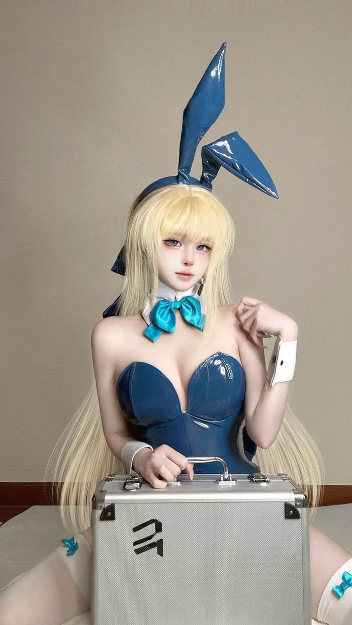 ảnh cosplay thỏ 18