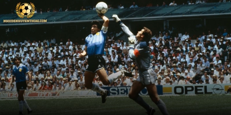 Diego Maradona khi 10 tuổi đã gia nhập Argentinos Juniors
