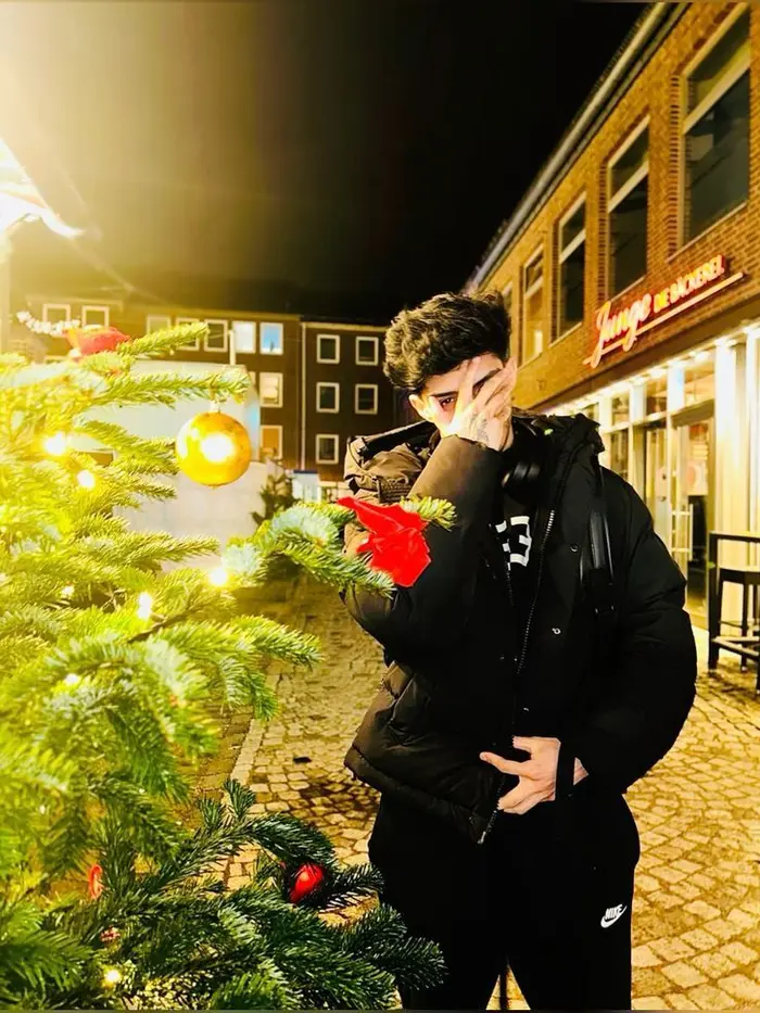 Single Boy Attitude DP 55