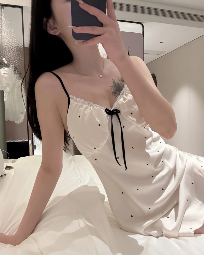 ảnh gái đẹp mặc đồ ngủ 34