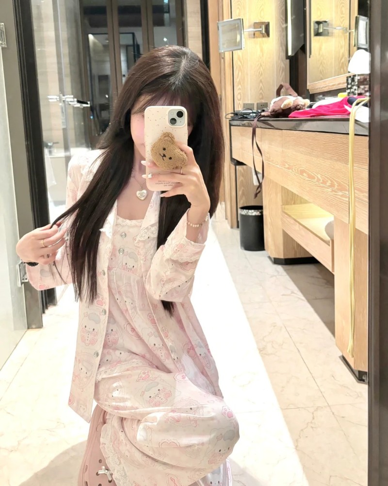 ảnh gái đẹp mặc đồ ngủ 6