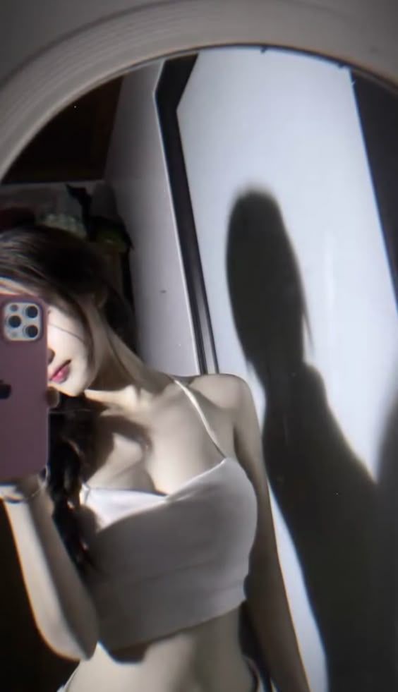 Gái khoe vú sexy 19