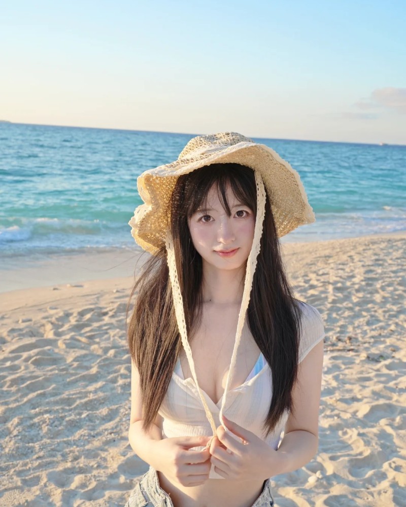 Ảnh Gái Nhật mặc bikini 14