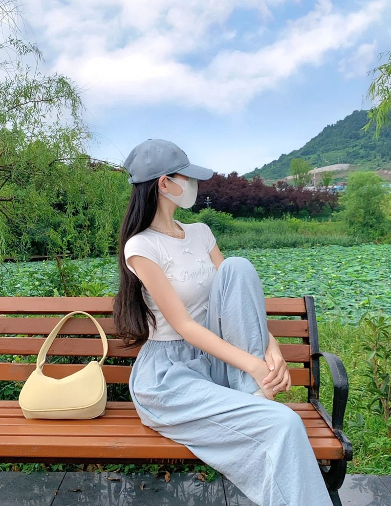 gái xinh che mặt 25