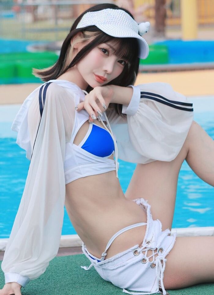 ảnh gái xinh cosplay mặc bikini 14