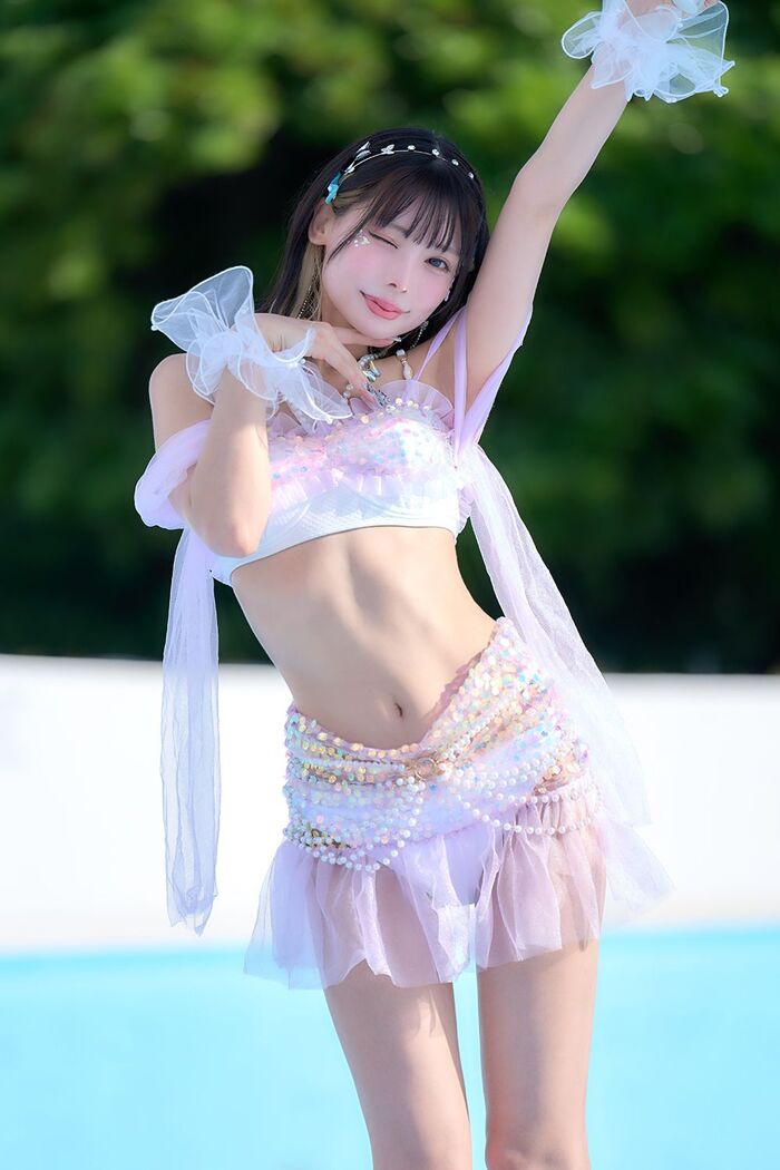 ảnh gái xinh cosplay mặc bikini 24