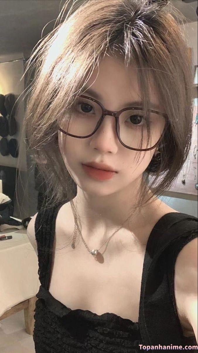 Ảnh gái xinh đeo kính 20