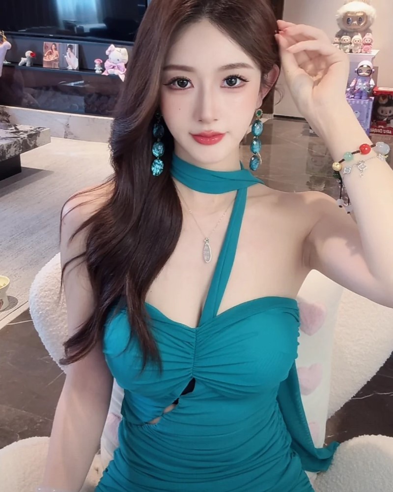 Gái xinh live stream 1