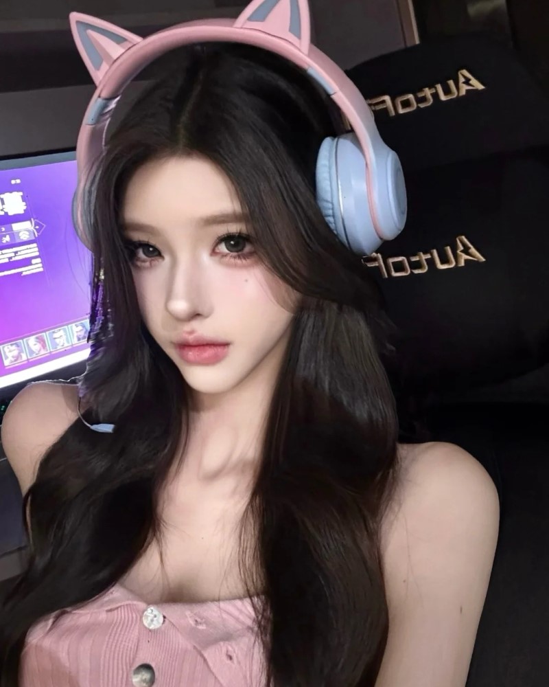 Gái xinh live stream 33