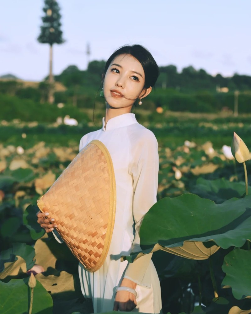 gái xinh mặc áo dài 7