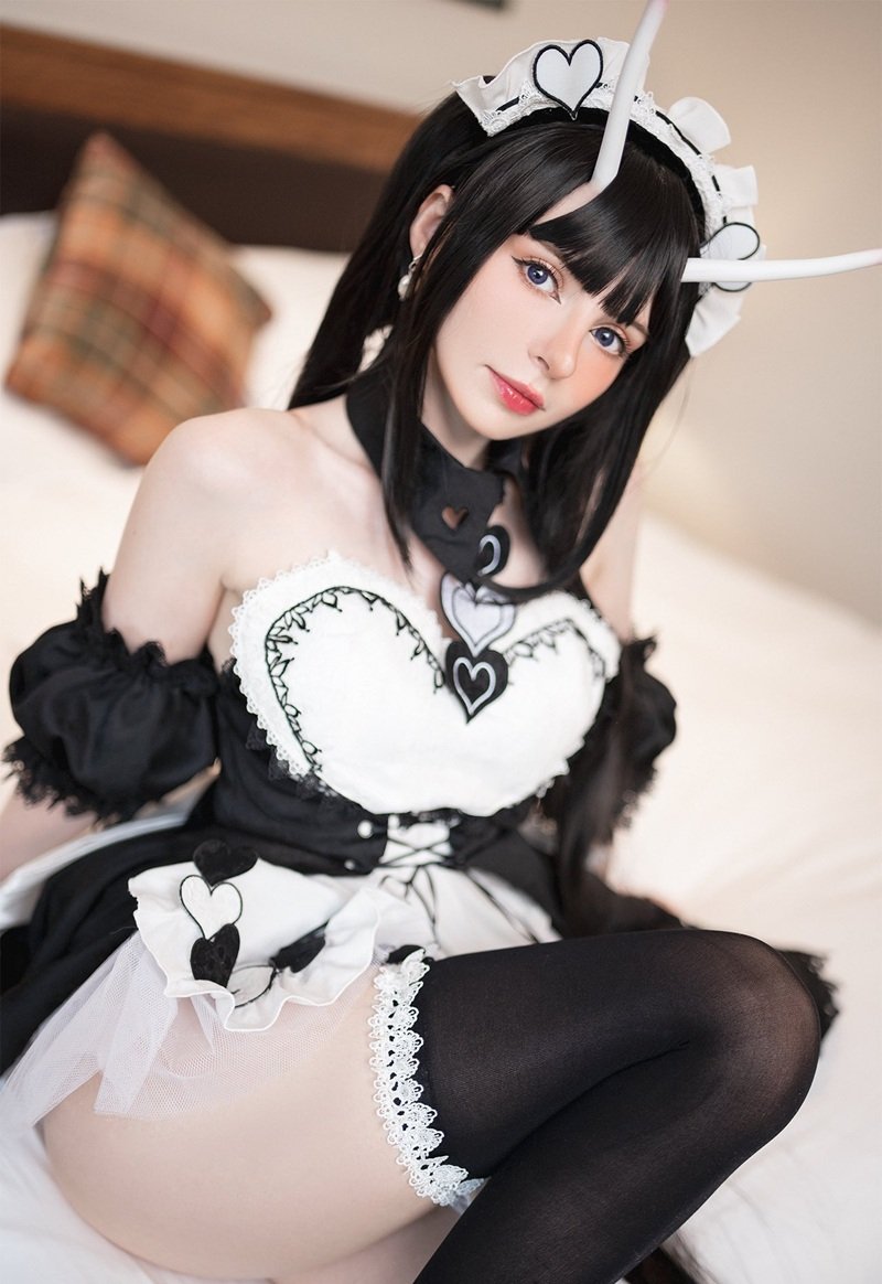 ảnh gái xinh mặc đồ hầu gái 2