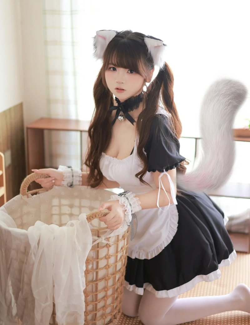 ảnh gái xinh mặc đồ hầu gái 40