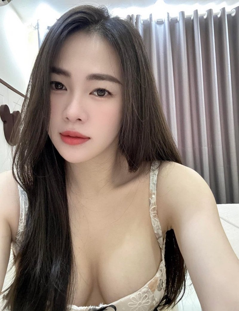 ảnh gái xinh mặc đồ ngủ 10