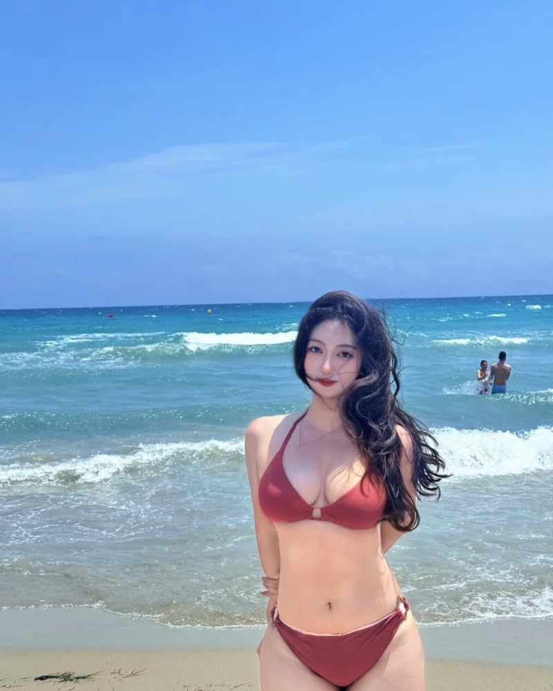 Ảnh Gái Xinh Mặc Đồ Thiếu Vải 16