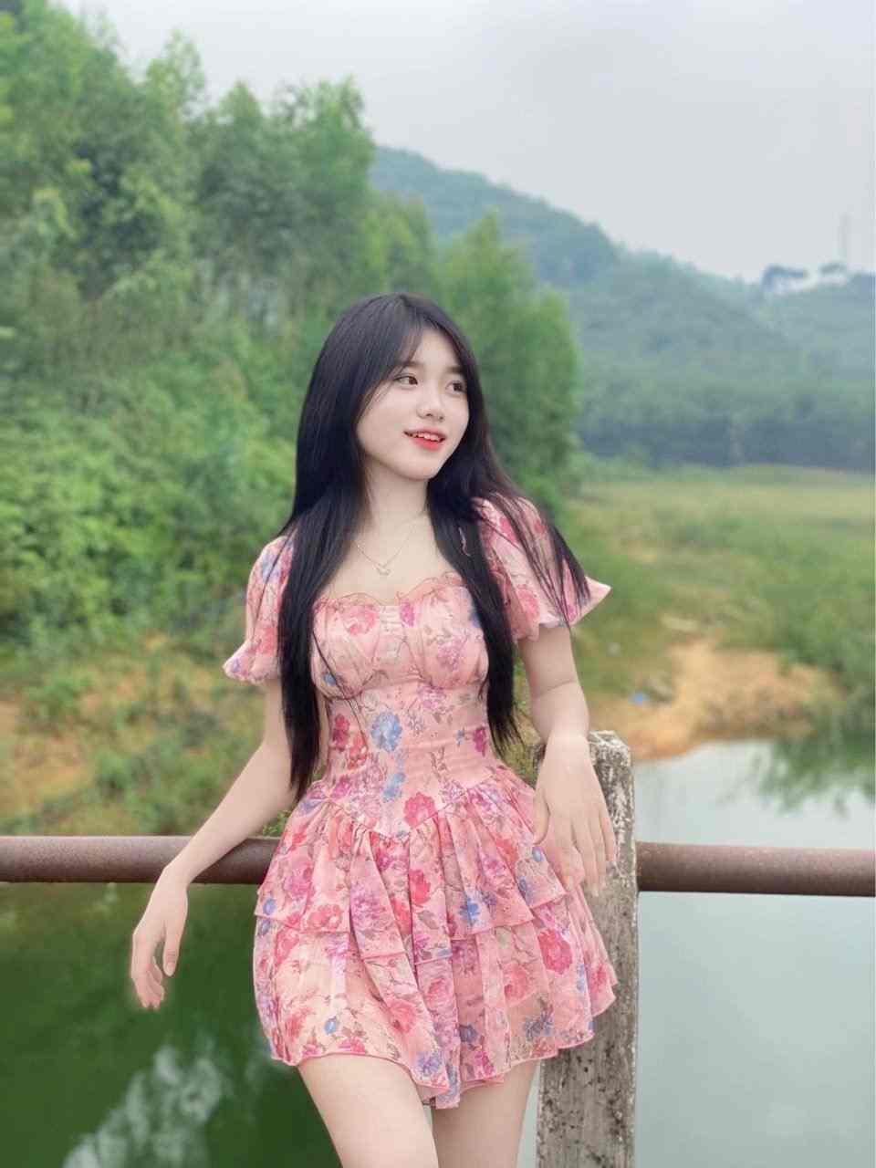 Ảnh Gái Xinh Mặc Pinky 39