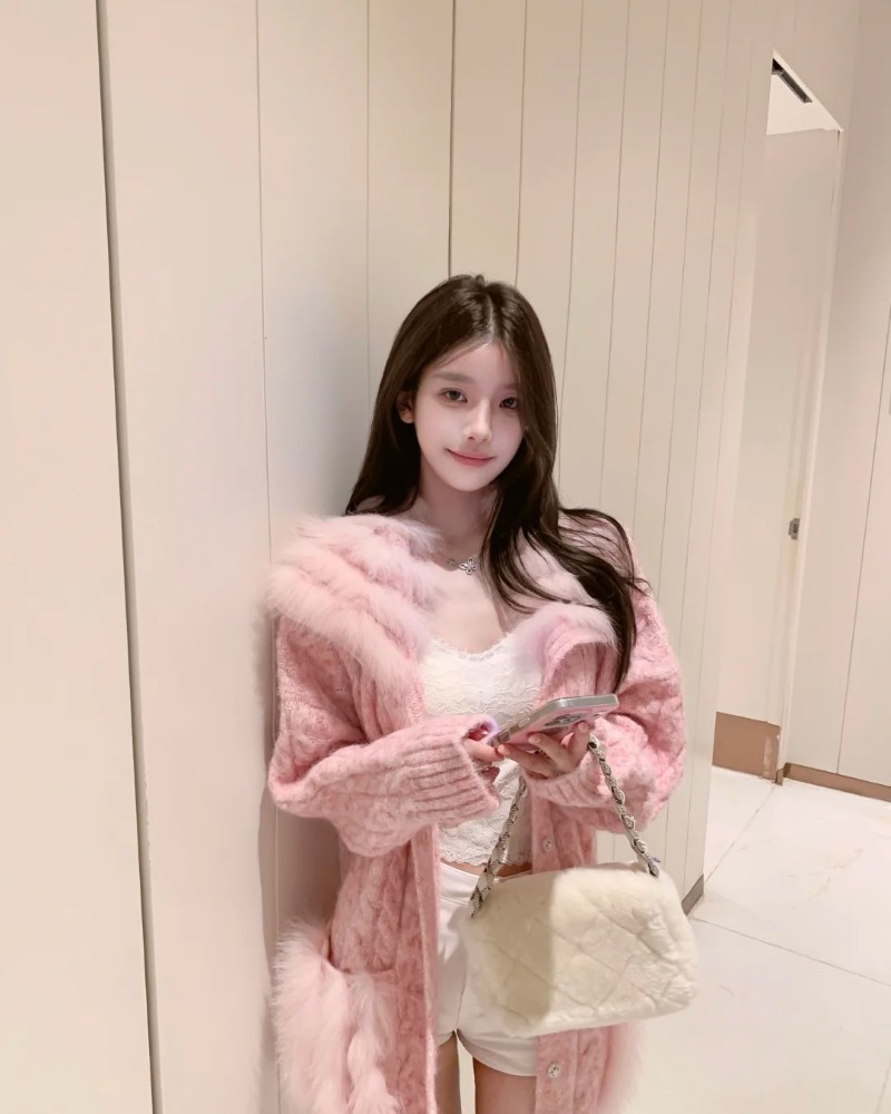 Ảnh Gái Xinh Mặc Pinky 17