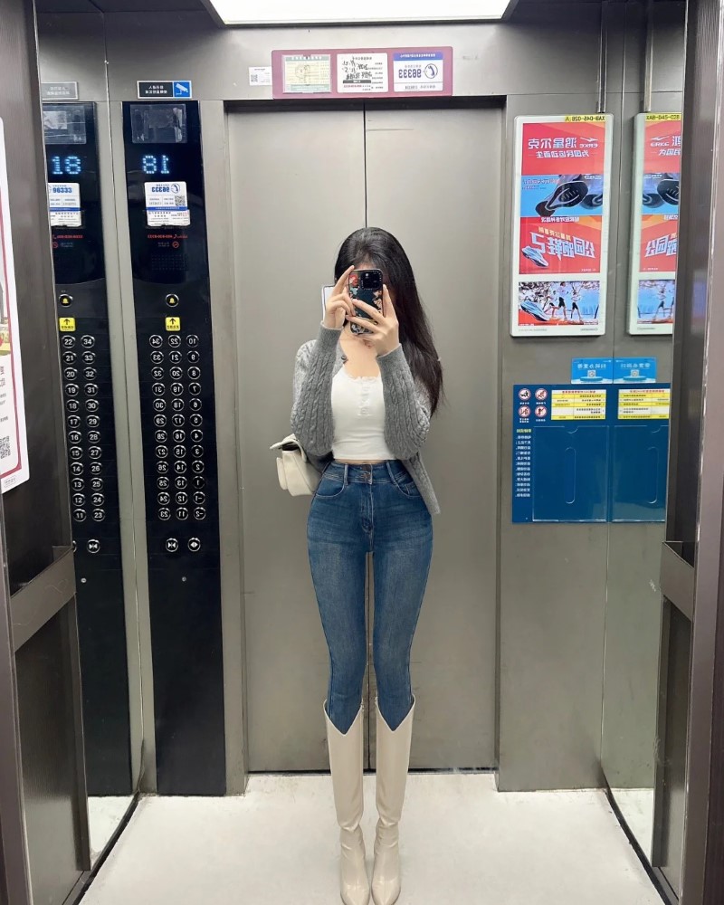 gái xinh mặc quần bó sát 21