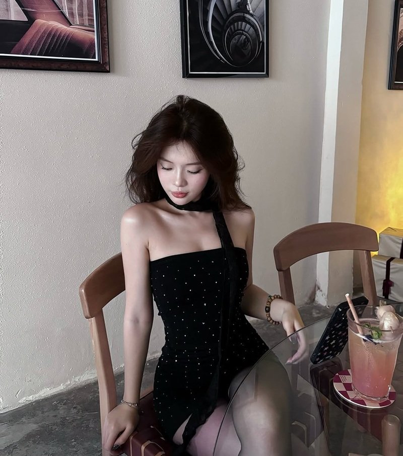 ảnh Gái xinh mặc váy ngắn 33