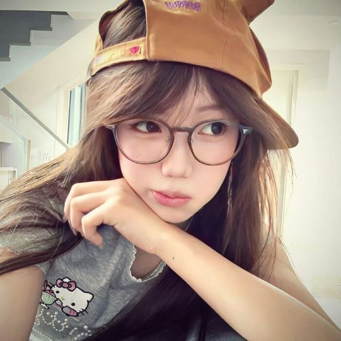 Girl DP for WhatsApp 8