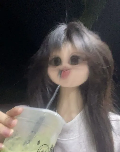 Ảnh Avatar Con Gái Cute 73