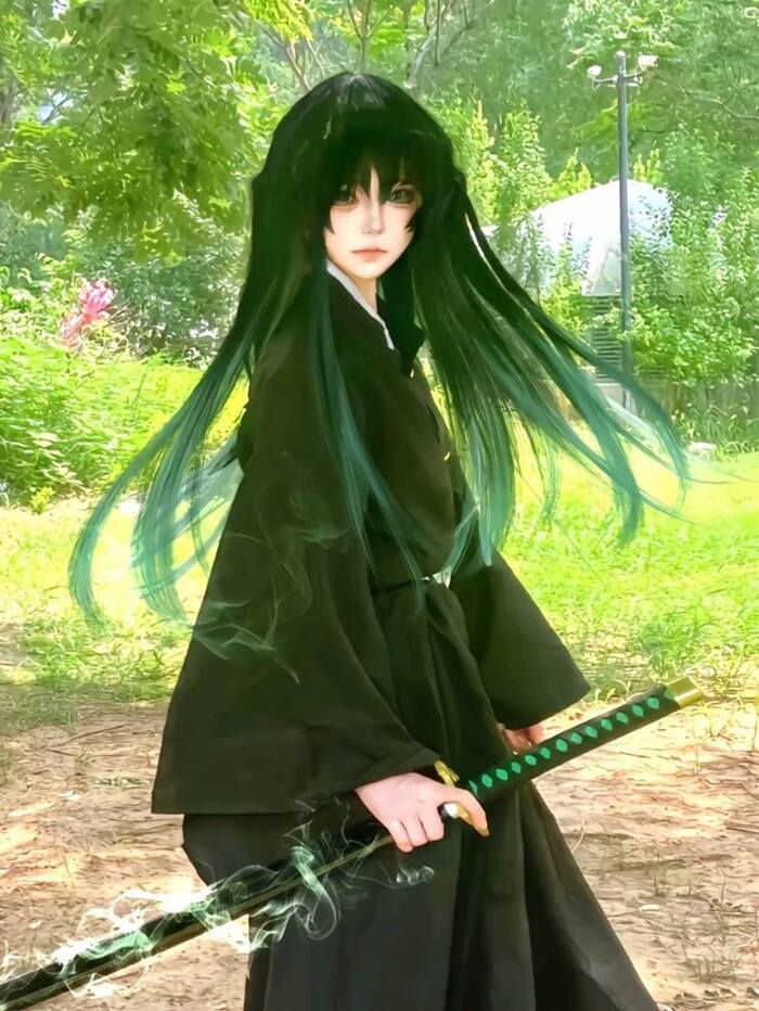 ảnh hà trụ cosplay 15