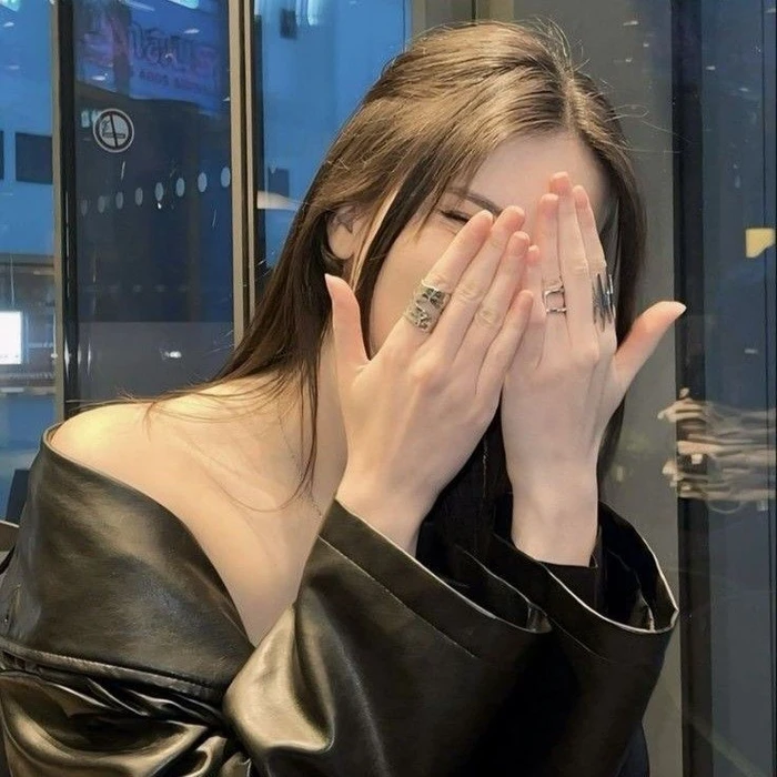 Hidden Face DP Girls 48