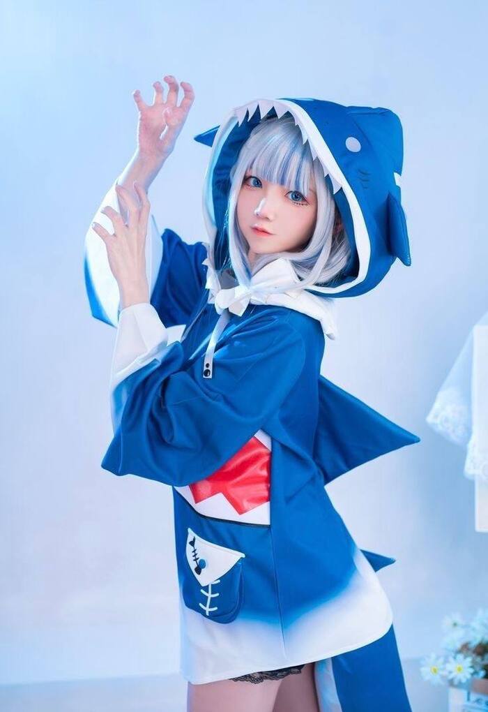Ảnh Yaoyaoqwq Gawr Gura cosplay 23
