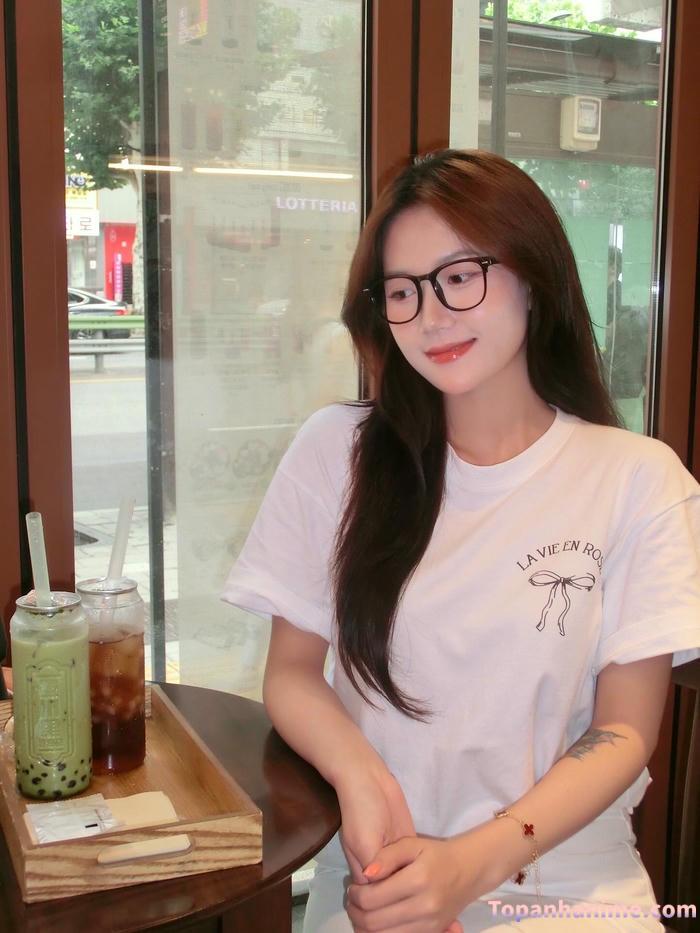 ảnh gái xinh 2k4 70