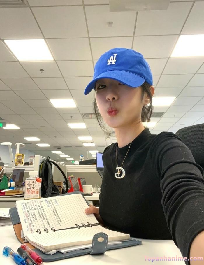 Ảnh gái văn phòng 82