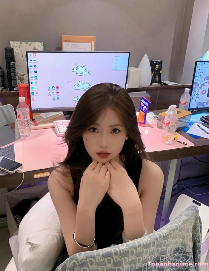 Ảnh gái văn phòng 83