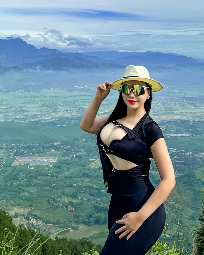 Nguyễn Ngọc Kim Thảo bikini 16