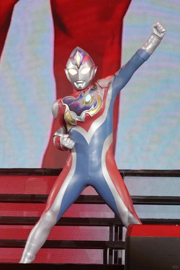 Siêu Nhân Điện Quang 39