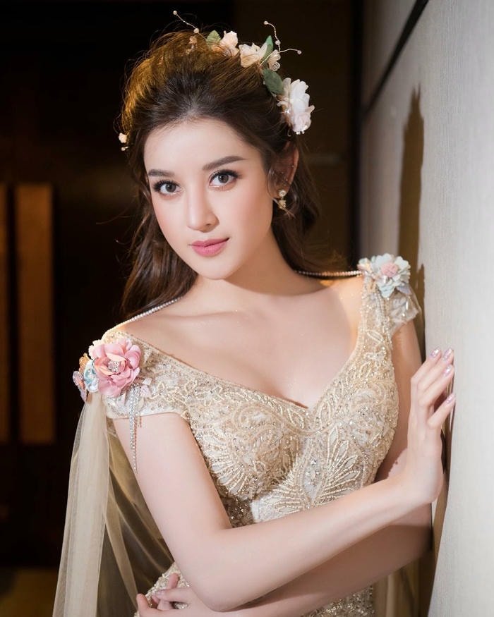 Huyền My bikini 20