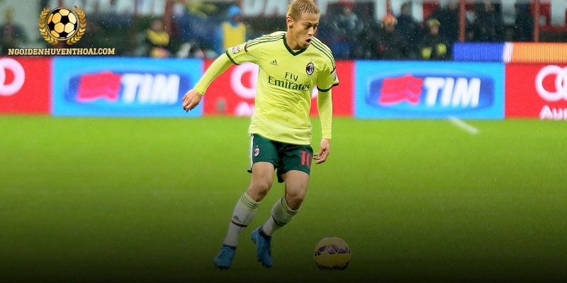 Keisuke Honda đến với bóng đá chuyên nghiệp đầy thử thách