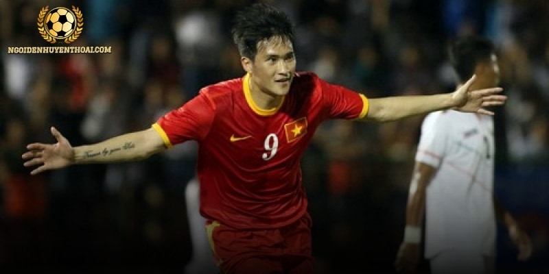 Lê Công Vinh sinh năm 1985 tại quê Nghệ An