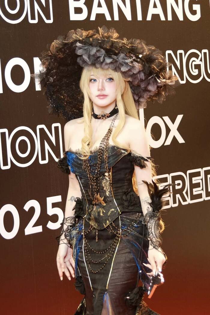 ảnh Nguyễn Thị Hà Vi cosplay 19