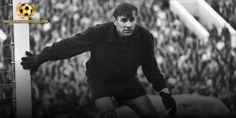 Những cột mốc sự nghiệp đáng nhớ của thủ môn Lev Yashin