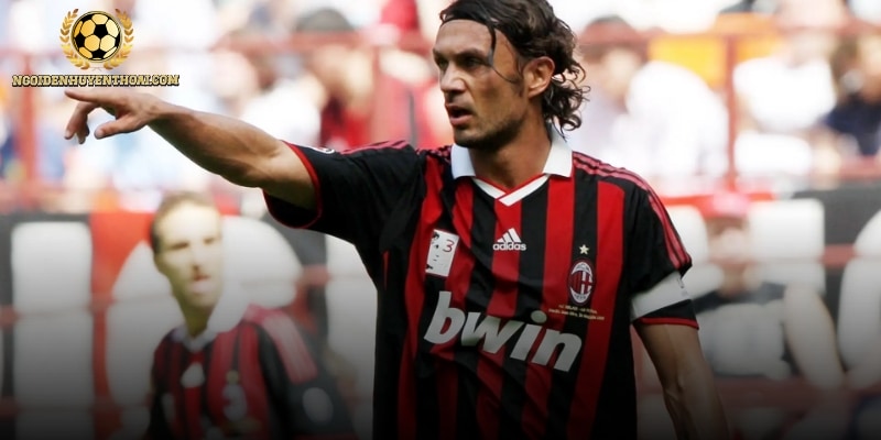 Paolo Maldini sở hữu kỹ năng phòng ngự thượng thừa